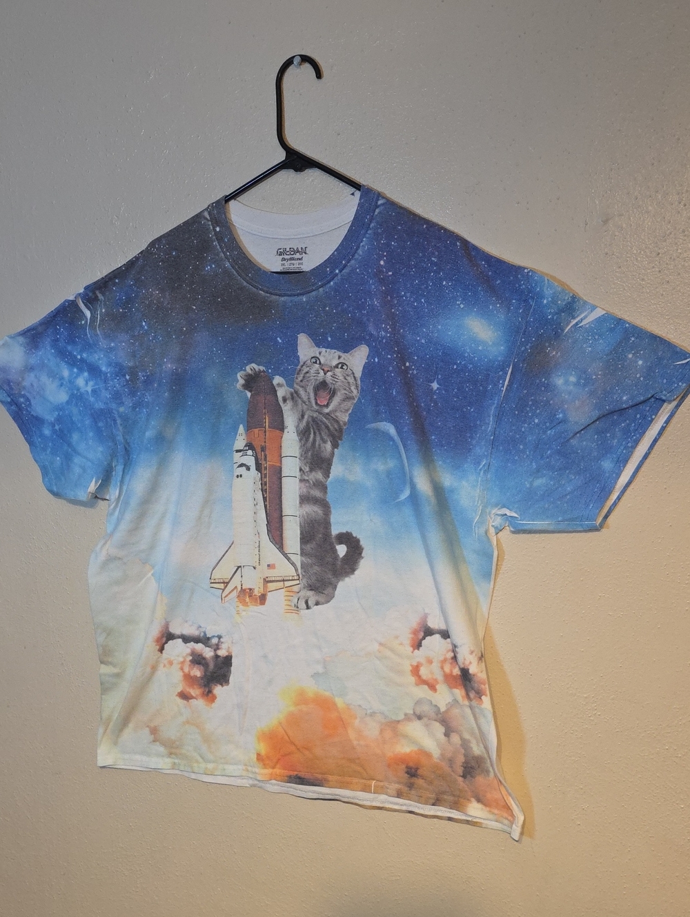 Gildan Blue Galaxy Cat and Rocket Graphic Tee Space Shuttle 2 XL